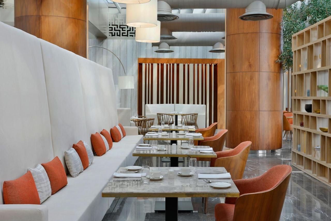 Jeddah Marriott Hotel Madinah Road Exteriér fotografie Restaurant interior